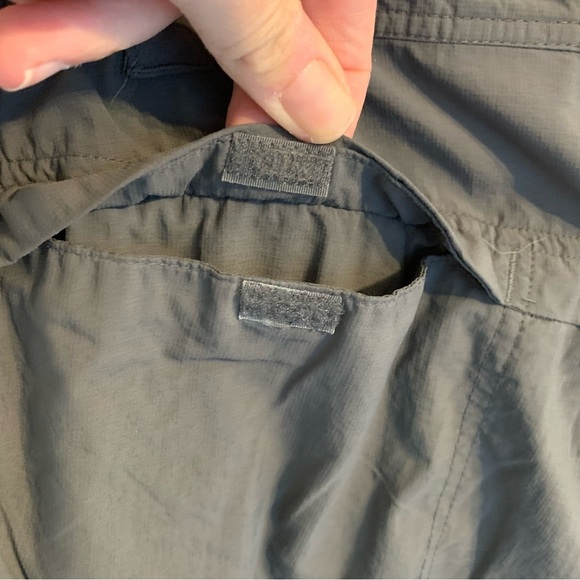 Columbia Omni-Dry Titanium Convertible Outdoor Cargo Pants Mens L Gray Hiking - Picture 9 of 16